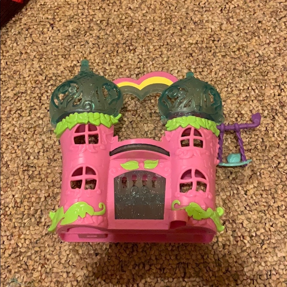 Toy fairy house